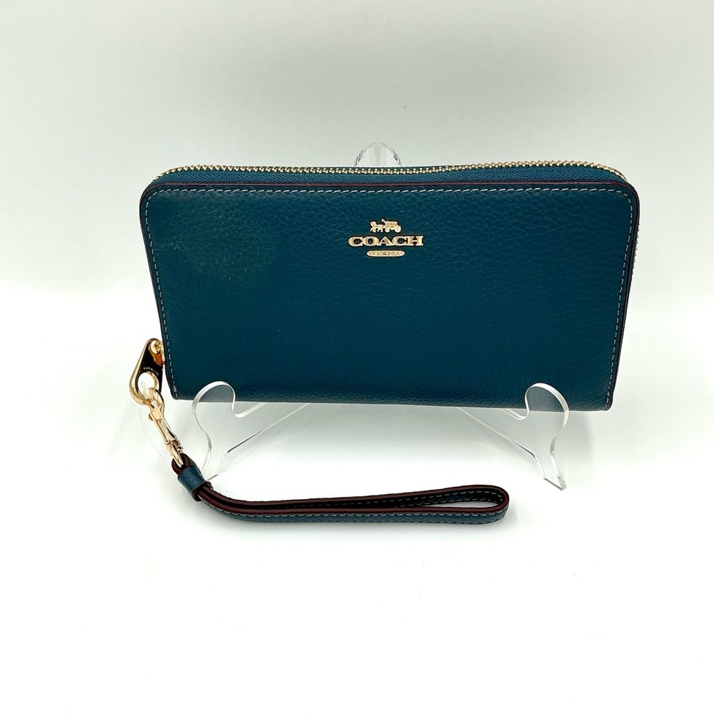 Coach Pebbled Leather Long Zip Around Wallet #844